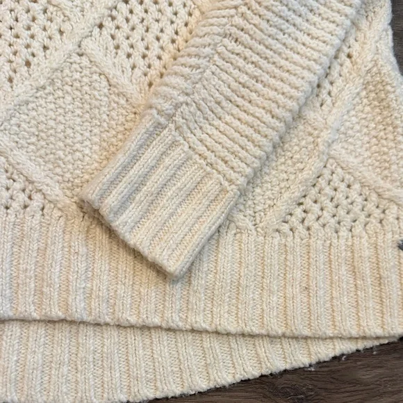 American Eagle Outfitters Cream Open-Knit Diamond Crewneck Sweater - Picture 4 of 9